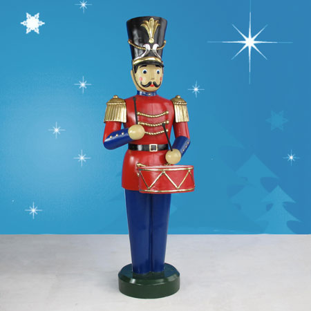 Giant Toy Soldier with Drum & Outdoor (75